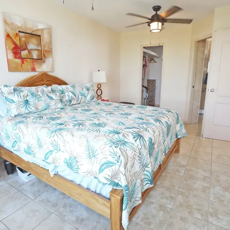 Two Bedroom Beach Front Condo with Amazing Ocean View
