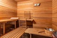 Awesome 5 bedroom, 4 bathroom, waterfront home with beautiful views and sauna. - Fitnessstudio