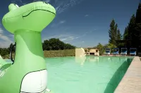 San Gimignano villa with pool, 5 rooms en suite, A/C, wi-fi, panoramic view - Private Pools