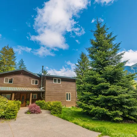 Hot Tub, Game Room, 27 Forested Acres w Mountain Views Near Olympic Natl Park