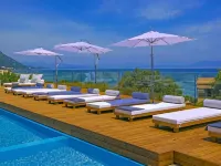 Ionian Eye Design Studios & Spa Hotel berhampiran Pantai Messonghi