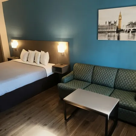 Bourbon Capital Inn