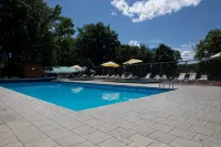 Park-Hotel Dubrava - Pools
