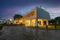 Radisson Jass Khajuraho - 4-Sterne