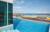 Hotel Alexander Museum Palace - Pools