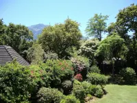 Little House Villa - Pensions