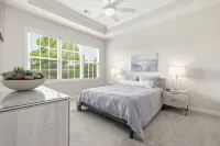 Modern Golf-View Condo • Barefoot Resort • Amazing Pools • Premium Beach Gear - maisons de vacances