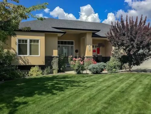 Adela's Bed and Breakfast Hotels in Central Okanagan H