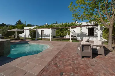 La Galiniere Guest Cottages