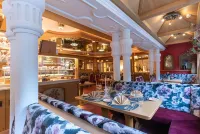Hotel Neuhintertux Hotels in Madseit