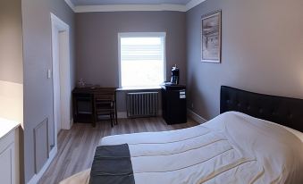 Port Hotel - Housity