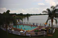 Lake Roy Beach Inn - Winter Haven