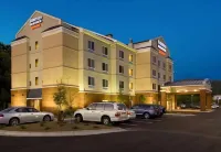 Fairfield Inn & Suites Cartersville Các khách sạn ở Emerson