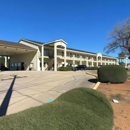 SureStay Hotel by Best Western Floresville