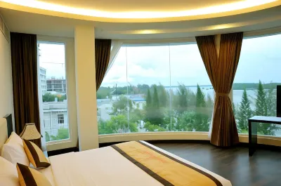 International Hotel