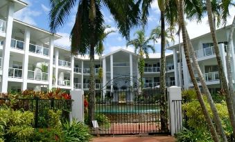 Beaches Holiday Apartments with Onsite Reception & Check IN