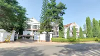 Sovereign Hotel Hotels in 