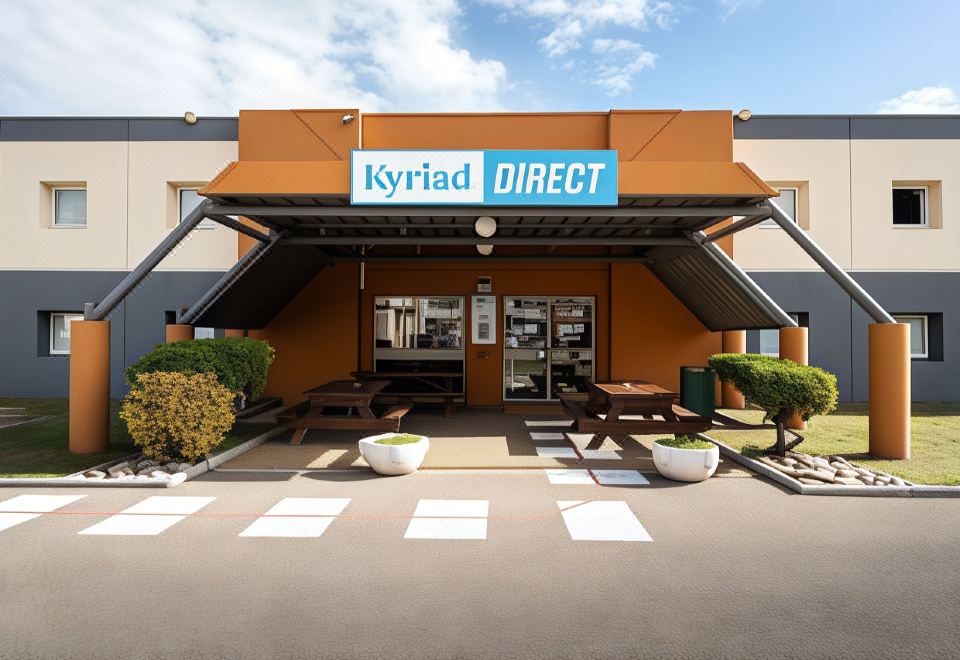 Kyriad Direct Brignoles - Provence Verte - Housity