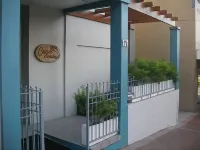 Coogee Beach House Hotels in Coogee