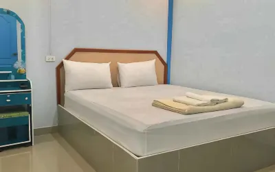 Tanaroj Guest House