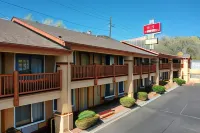 Quality Inn & Suites Manitou Springs at Pikes Peak Hotels in Manitou Springs