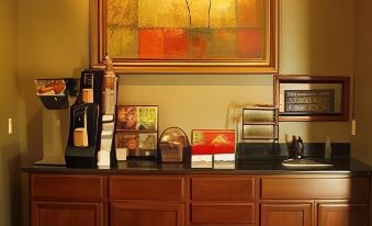 Stratford Suites Spokane Airport - Housity