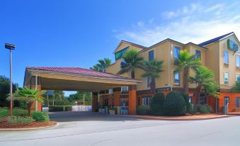 Holiday Inn Express & Suites Destin E - Commons Mall Area