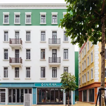 下龍海灘酒店 鄰近廣寧博物館的酒店