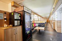 大學飯店