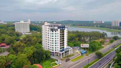 Gokulam Grand Trivandrum Hotel di Kazhakuttam