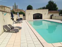 Domaine Saint Martin Hotels in Valliguieres