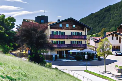 Hotel Schönwies Hotels in Ora