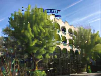 Hôtel Les Rives Bleues