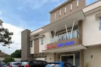 RedDoorz Plus at Permata Gueshouse Lampung Hoteles en Sukadana Ham
