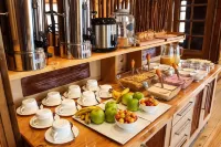 Hotel Aliwen - Quầy Bar