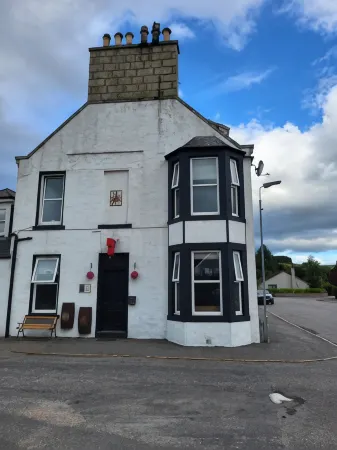 Macbeth Arms Отели в г. Абойн