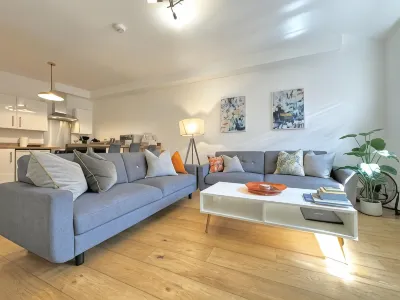 Nordic Suites Отели рядом с достопримечательностью «The Hoad Monument»