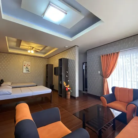 Minshukukcs Hotel and Restaurant