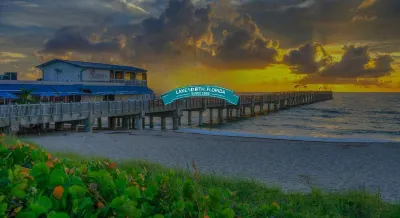 Studio #2 - Within Steps to Downtown Lake Worth Beach Các khách sạn gần Lake Worth Playhouse