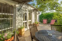 Hedge House Guest House - Wifi