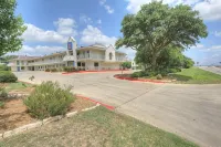 Motel 6 San Antonio, TX Six Flags Fiesta TX/La Cantera Area Hotels in San Antonio
