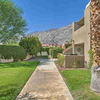 Palm Springs Retreat w/ Pool Access, Near Downtown Hotel Exterior