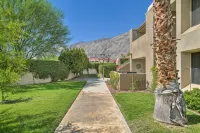 Palm Springs Retreat w/ Pool Access, Near Downtown - appartements de vacances