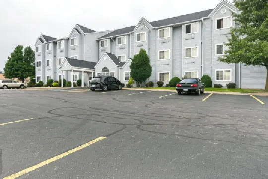 Motel 6 Sycamore, IL