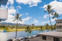 Holiday Surf Hotel (with Full Kitchen) - con vista montagne