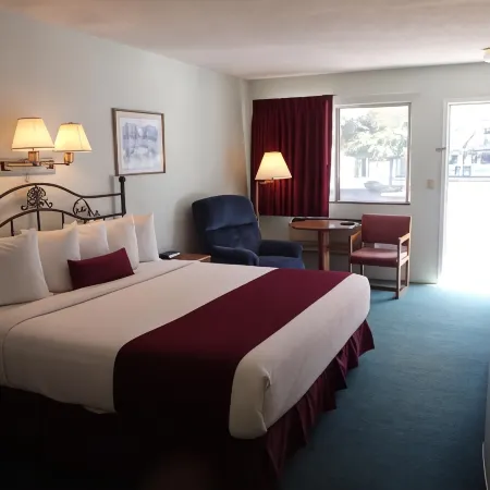Americas Best Value Inn- St. Ignace