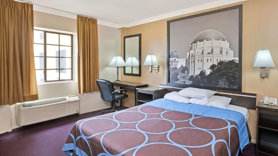 Onyx Hotel Hollywood