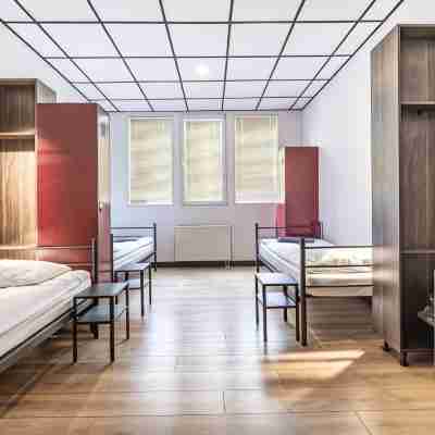 Vola Hostel Rooms