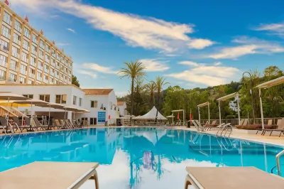 Minura Cala Galdana & Apartamentos d'Aljandar Hôtels à : Ferreries