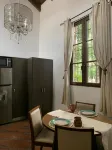 El Calvario Lofts Hotels in Santa Ana